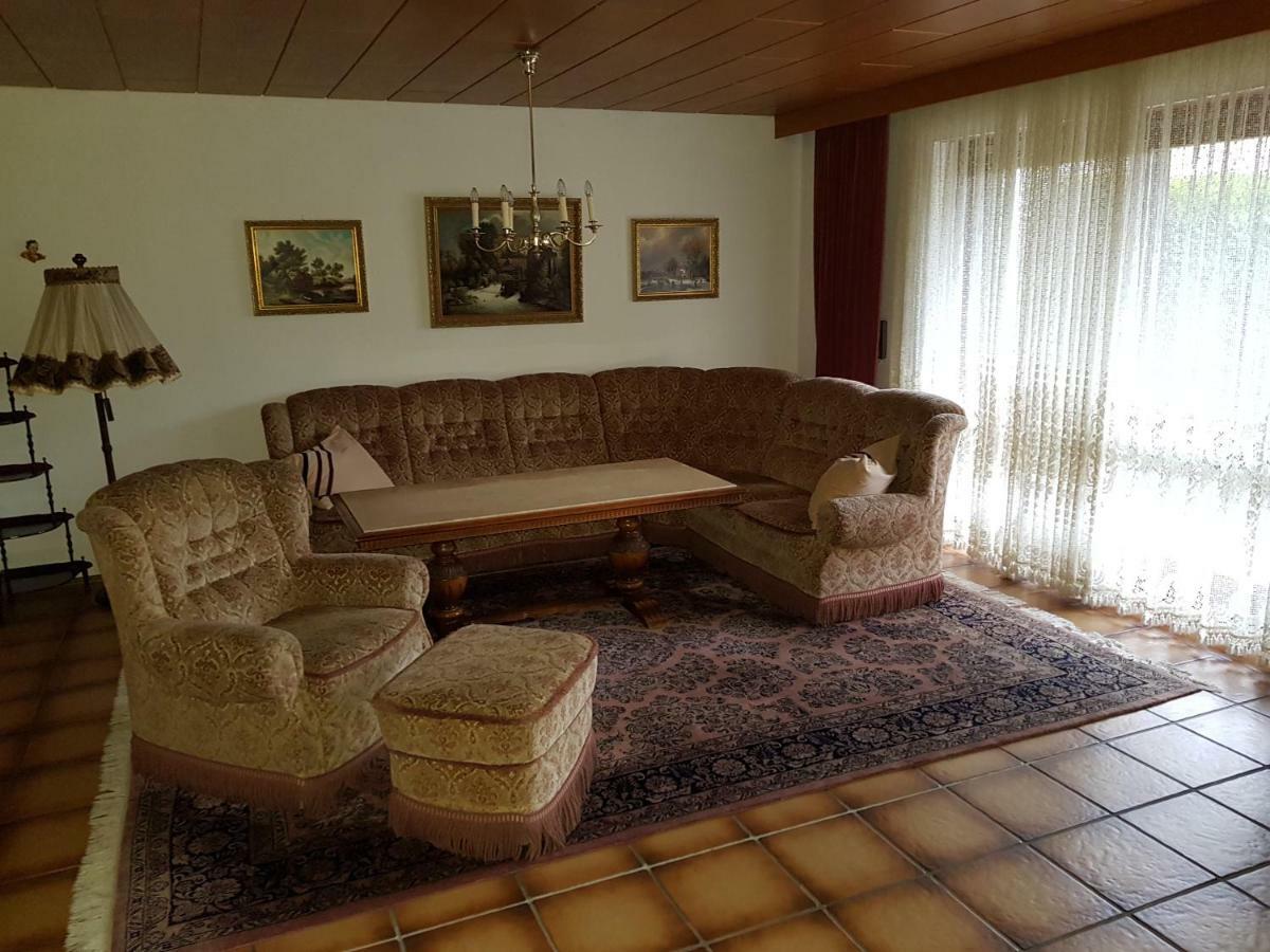 Gemuetliches Gaestehaus! Waldkraiburg Buitenkant foto